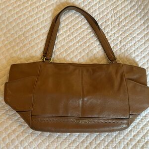Coach Park Carrie Leather Tote Pebble brown good used condition